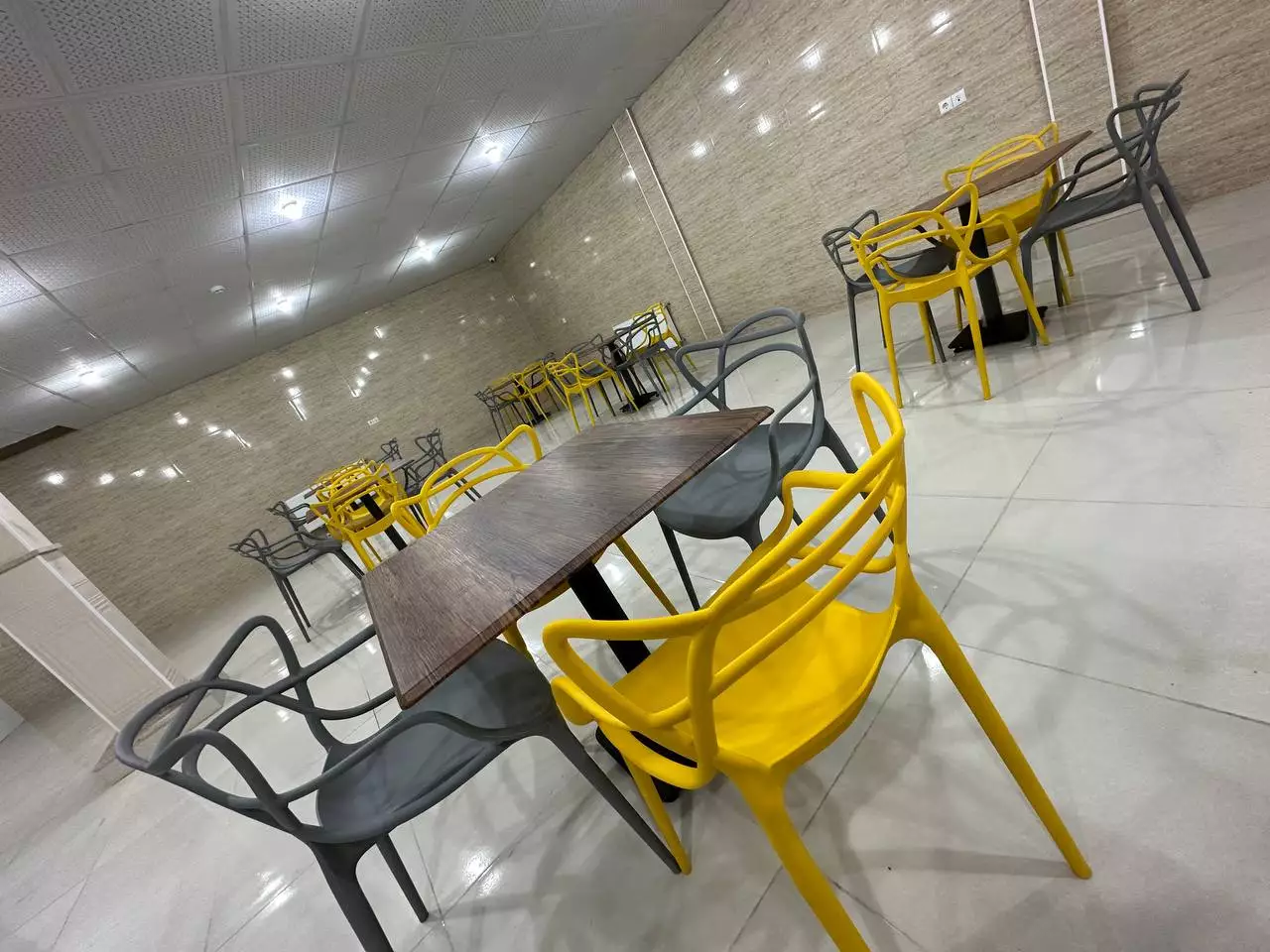 هتل چنار مهاباد